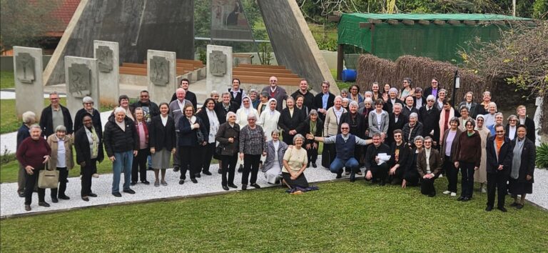 Missa em Ação de Graças celebra a Vida Consagrada no Pensionato São José